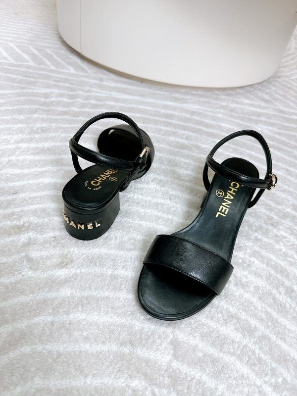 Chanel Women’s Sandals 565