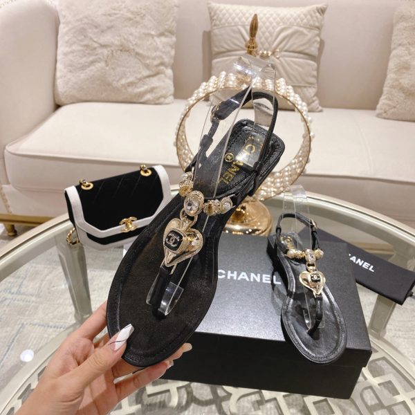 Chanel Women’s Sandals 589