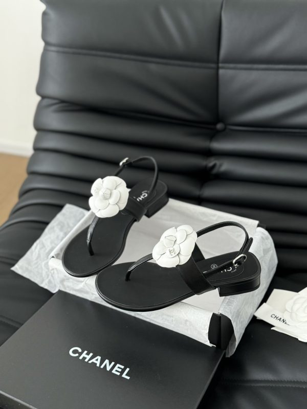 Chanel Women’s Sandals 551