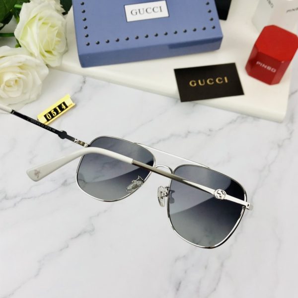 Gucci Oversize Oval-Frame Sunglasses