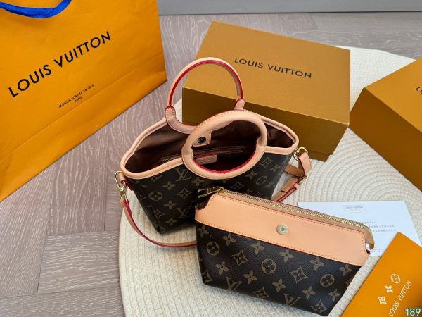 Louis Vuitton Ellipse PM Monogram Canvas Handbag