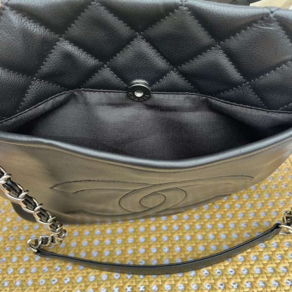 CC Calfskin Leather Ring Chain Satchel Bag Black