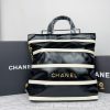 CHANEL 22 SMALL HANDBAG