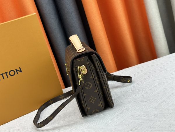 LOUIS VUITTON POCHETTE METIS