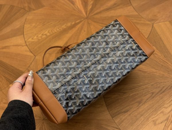 Goyard Bellechasse PM Bag