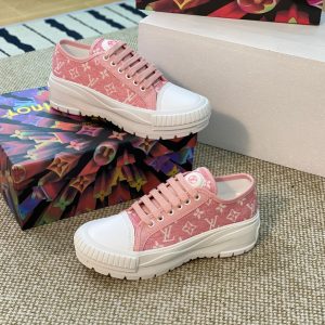 LUV WOMEN’S SNEAKER