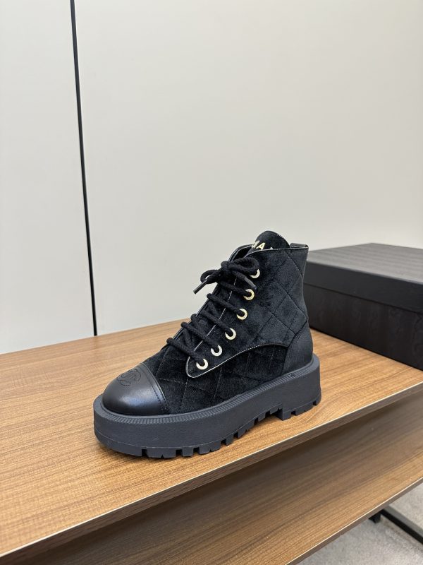 CHANEL WOMEN’S BOOTS