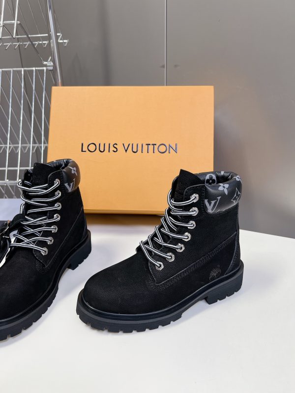 LV WOMEN’S BOOTS