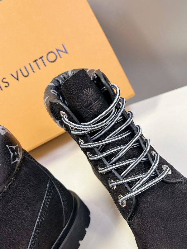 LV WOMEN’S BOOTS