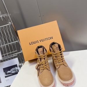 LV WOMEN’S BOOTS