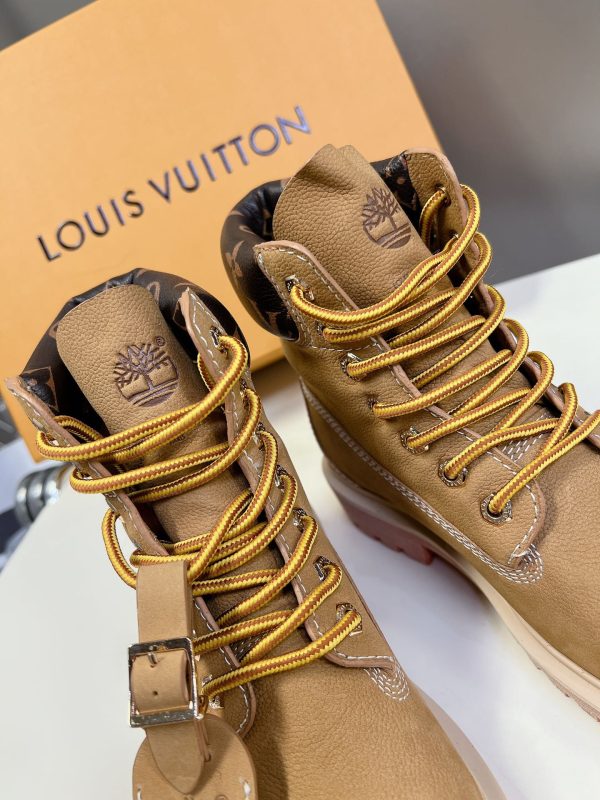 LV WOMEN’S BOOTS