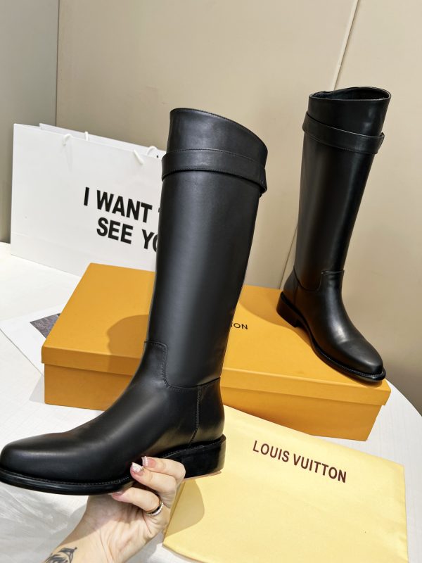 LV WOMEN’S BOOTS