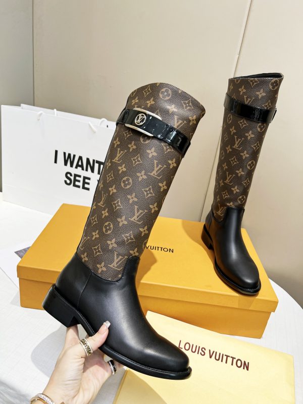 LV WOMEN’S BOOTS