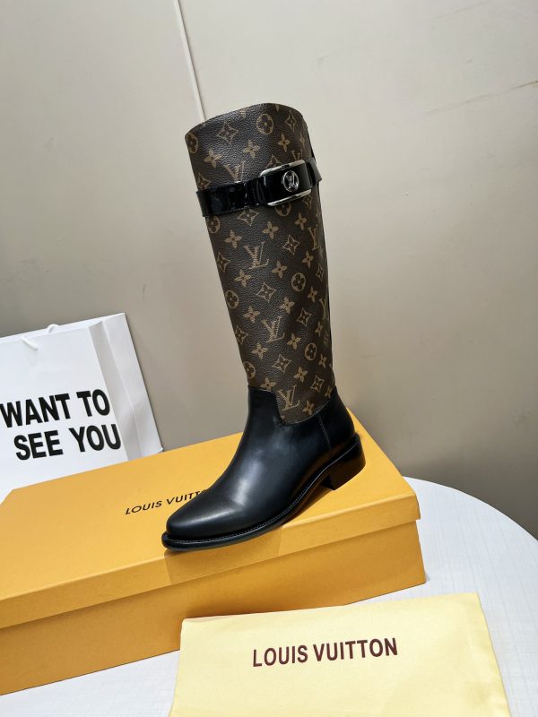 LV WOMEN’S BOOTS