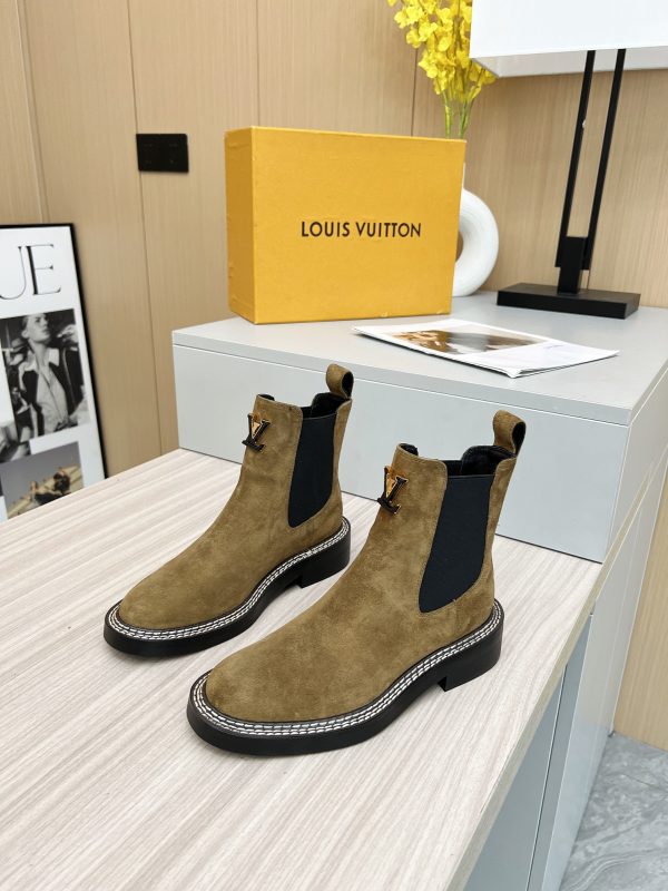 LV WOMEN’S BOOTS