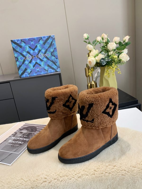 LV WOMEN’S BOOTS