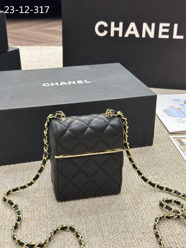 CHANEL SMALL BOX WITH CHAIN GOLD HARDWARE BLACK 13CM