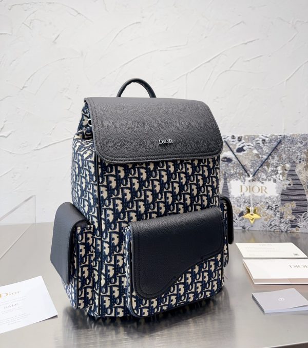 DIOR SADDLE BACKPACK OBLIQUE JACQUARD AND GRAINED CALFSKIN BLACK 40CM 1ADBA041YKS H27E