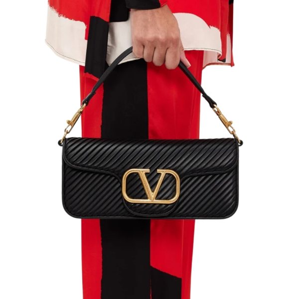 VALENTINO GARAVANI LOCÒ SHOULDER BAG IN BLACK 27CM 5W2B0K30SZG 0NO