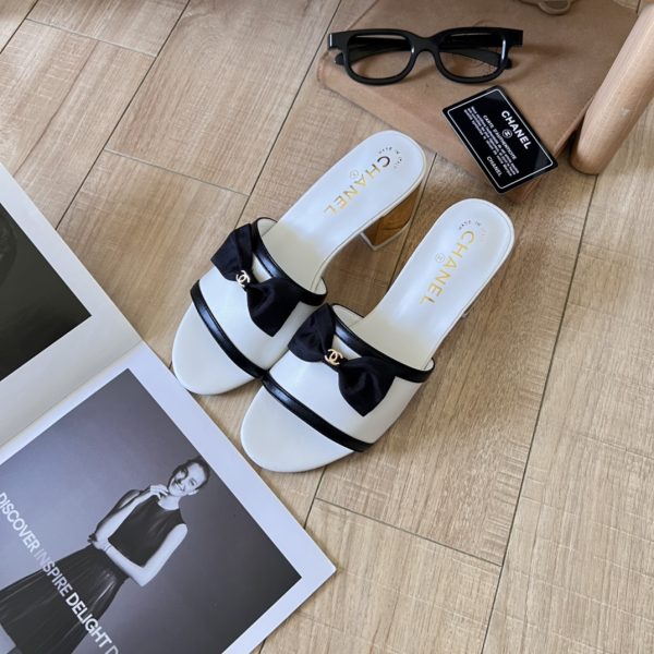 CHANEL GROSGRAIN RIBBON BOW MULE LEATHER WHITE