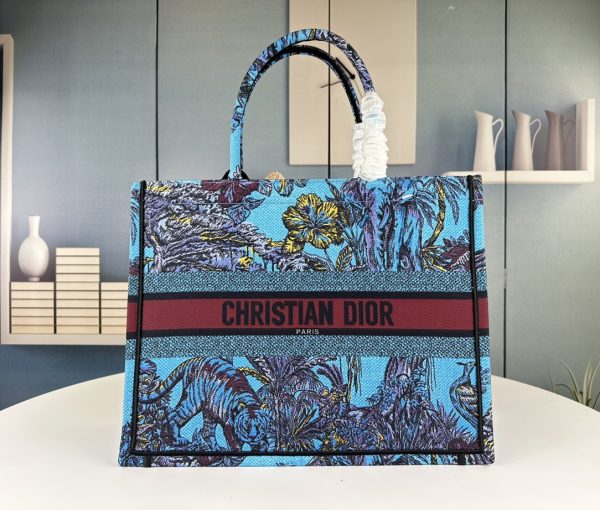 DIOR LARGE DIOR BOOK TOTE CELESTIAL BLUE MULTICOLOR 41CM M1286ZEUPM259