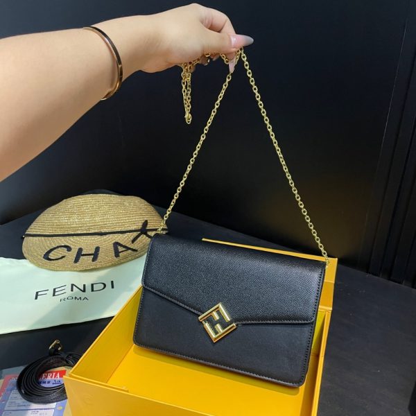 FENDI FF DIAMONDS WALLET ON CHAIN BLACK 22CM 8M0488ALV4F0KUR