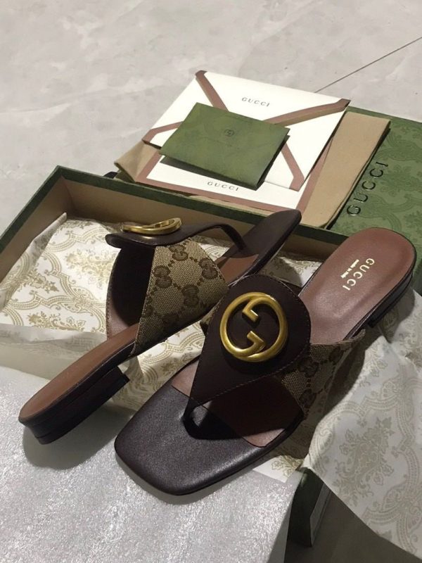 GUCCI BLONDIE THONG SANDALS BROWN P00810550