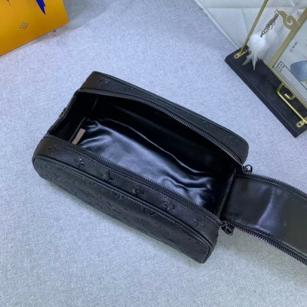 LOUIS VUITTON DOPP KIT MONOGRAM BLACK 27CM