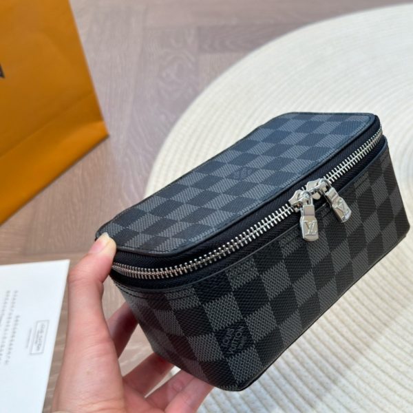 LOUIS VUITTON TOILET POUCH DAMIER GREY 23CM