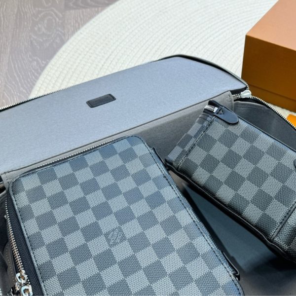 LOUIS VUITTON TOILET POUCH DAMIER GREY 23CM