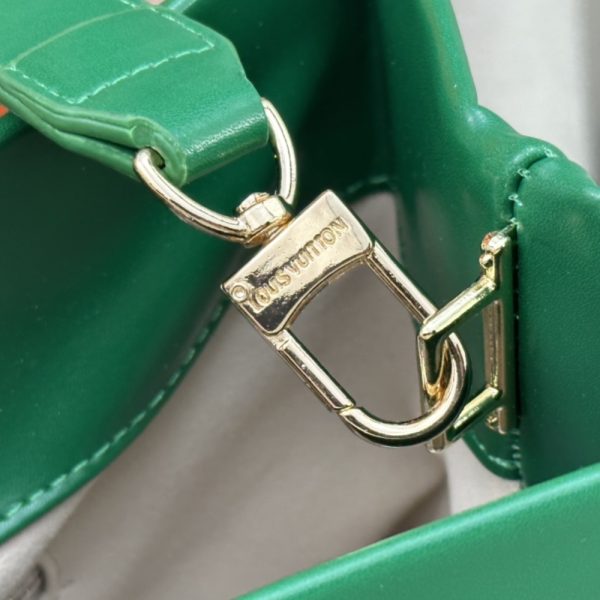 LOUIS VUITTON SHOPPER TOTE MM GREEN 40CM