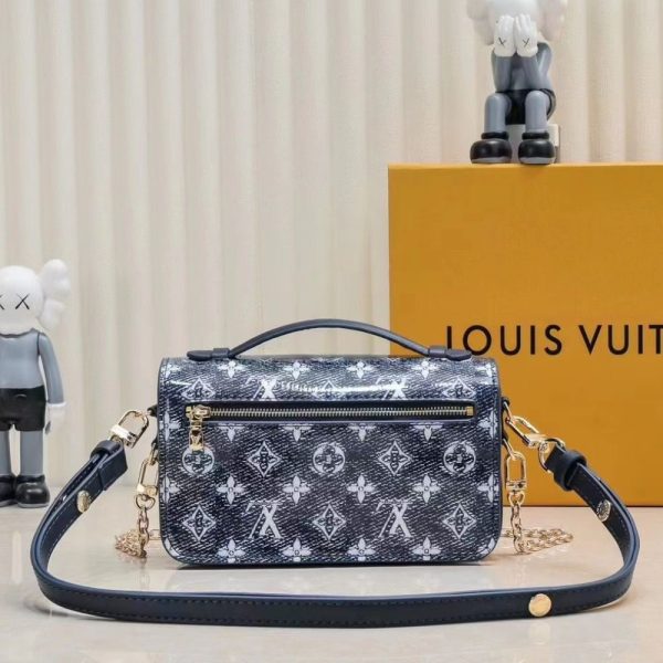 LOUIS VUITTON POCHETTE MÉTIS EAST WEST MONOGRAM  SPRUCE 21CM M22834