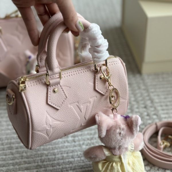 LOUIS VUITTON SPEEDY BANDOULIÈRE 20 MONOGRAM EMPREINTE PINK OPALE 20CM M47136