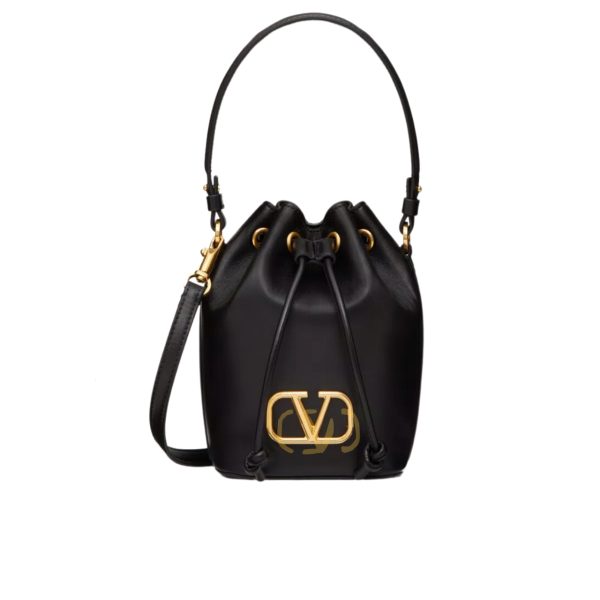 VALENTINO MINI VLOGO SIGNATURE BUCKET BAG IN NAPPA LEATHER BLACK 22CM 5W2P0Z44VNL 0NO