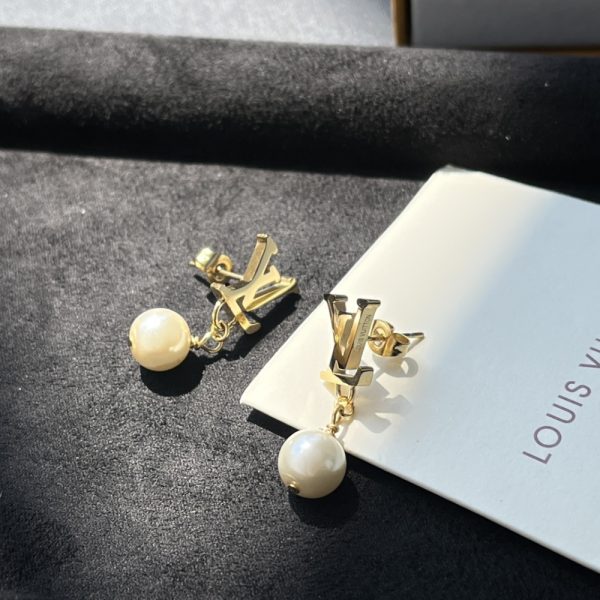 LOUIS VUITTON LV ICONIC LOUISA EARRINGS