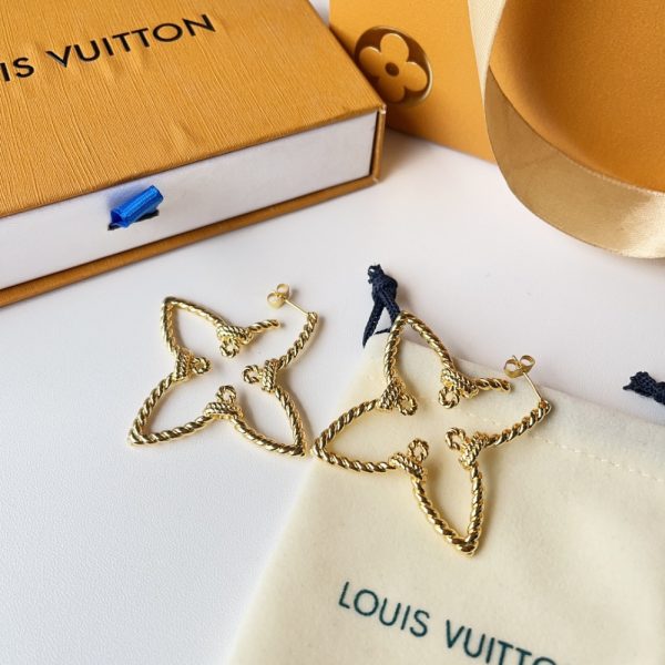 LOUIS VUITTON NAUTICAL EARRINGS M01848