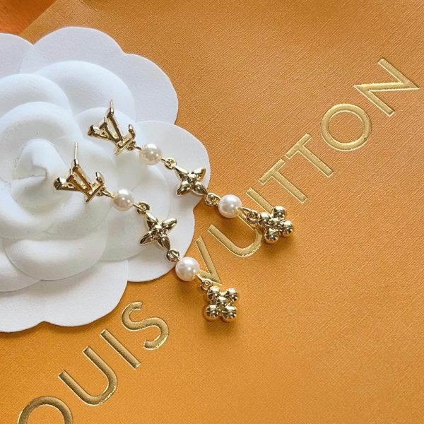 LOUIS VUITTON LOUISA EARRINGS M01577