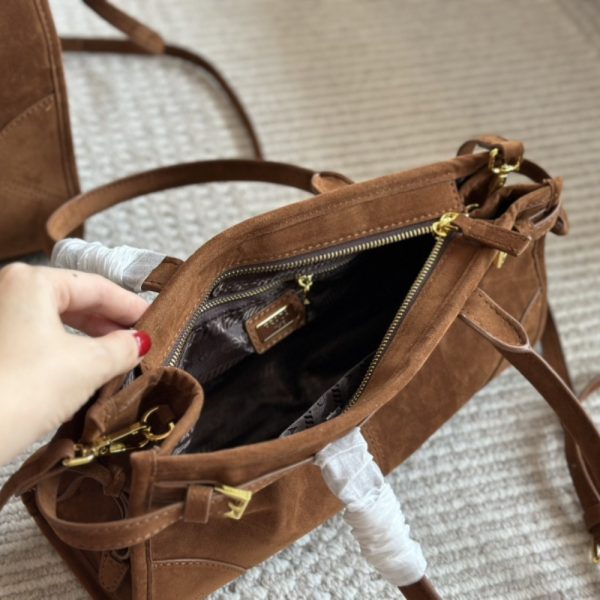 PRADA MEDIUM SUEDE HANDBAG COCOA BROWN 32CM P00955527