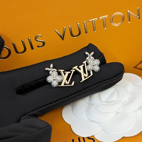 LOUIS VUITTON GRAM EARRINGS M01264