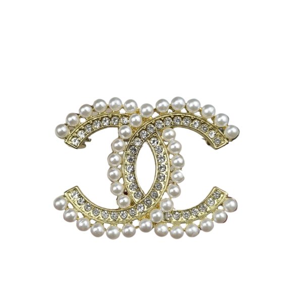 CHANEL CC BROOCH GOLD WITH STONES ATTACHED AND PEARLS