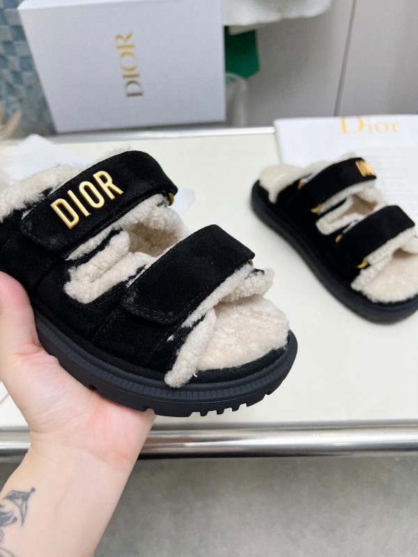 DIOR DIORACT SLIDE SUEDE GOATSKIN BLACK KCO105SKU S900