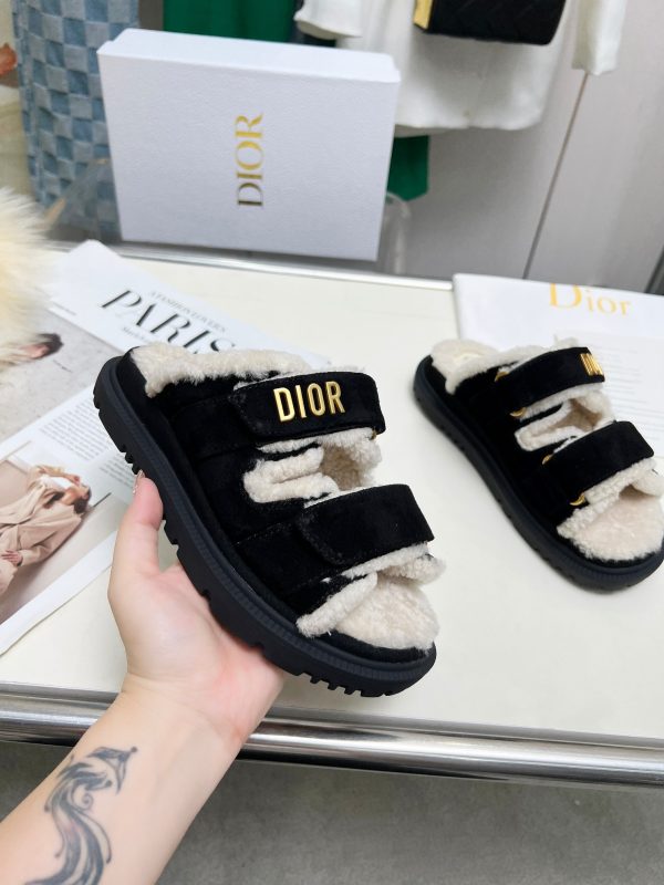 DIOR DIORACT SLIDE SUEDE GOATSKIN BLACK KCO105SKU S900