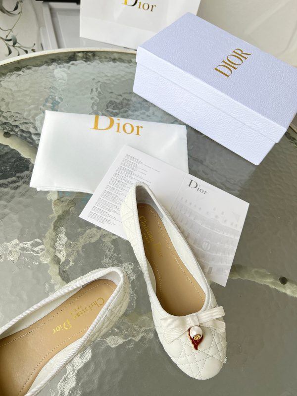 DIOR DIORAMOUR BALLET FLAT WHITE KDB918CQC S03W