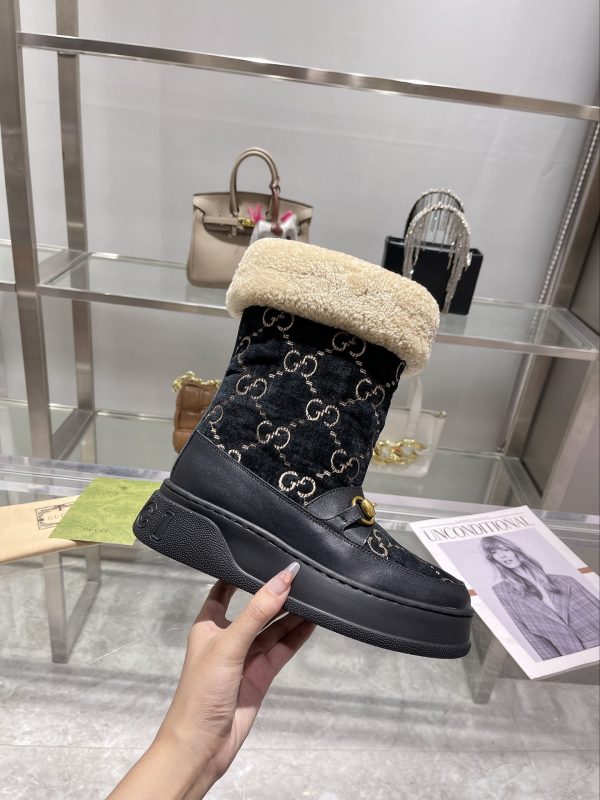 GUCCI 1955 HORSEBIT SNOW BOOTS VELVET FABRIC BLACK