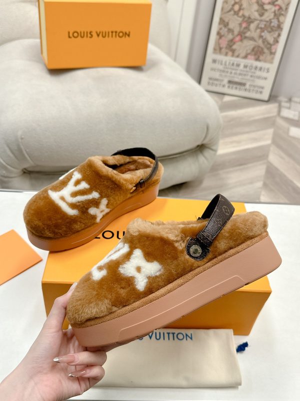 LOUIS VUITTON ASPEN COMFORT CLOG CAMEL BROWN 1ADC2B