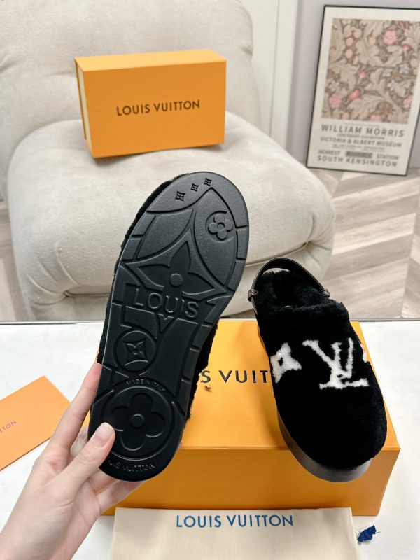 LOUIS VUITTON ASPEN COMFORT CLOG BLACK 1ADC2R