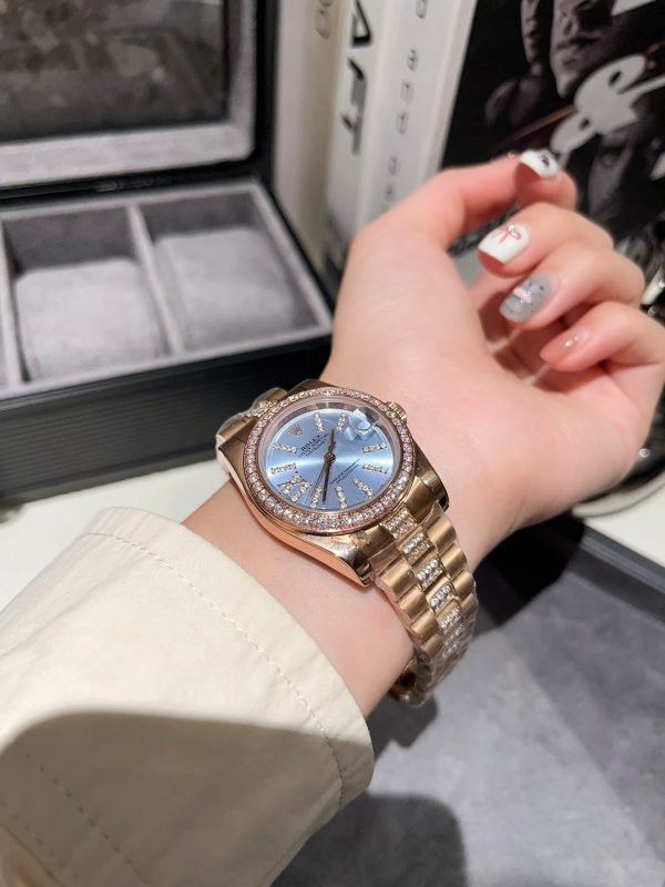 ROLEX DATEJUST DIAMOND IN ROSE GOLD WITH BLUE DIAL 31MM