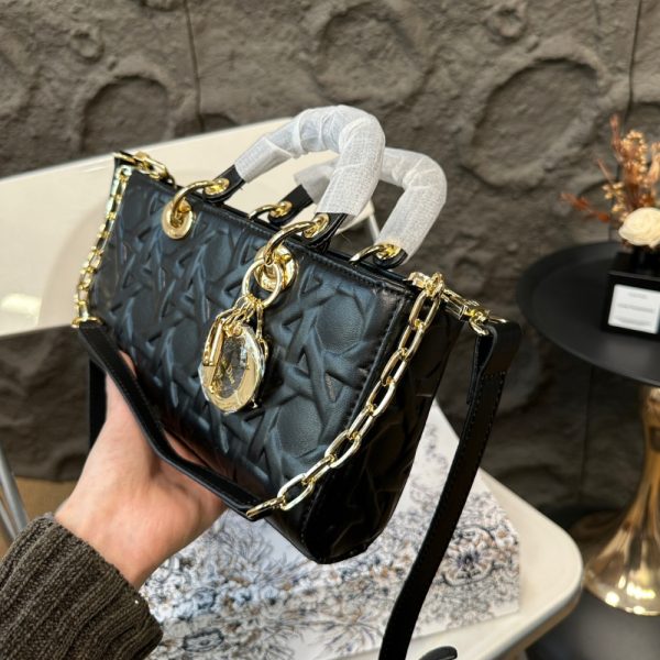 DIOR LADY D JOY BAG BLACK 26CM M0540OBPJ M900