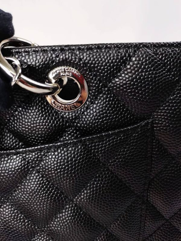 Chanel Vintage CC Chain ToteLarge Black New