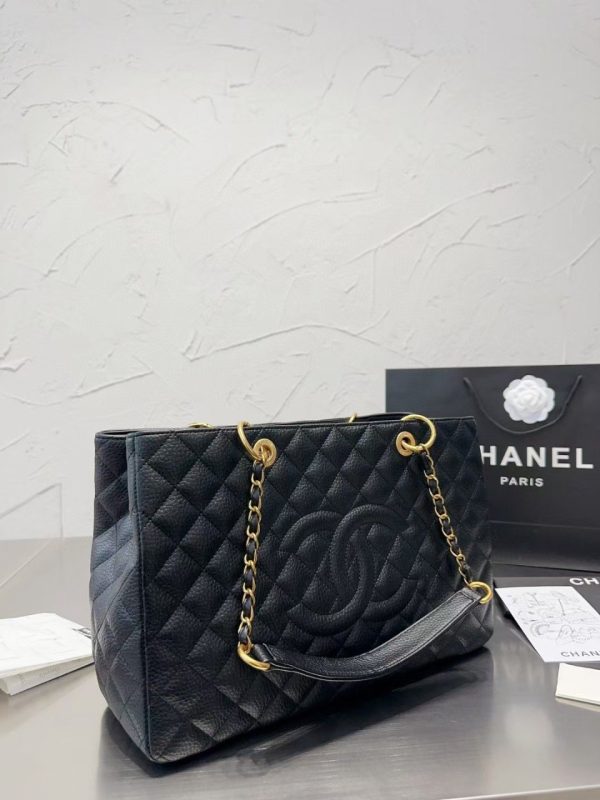 Chanel Vintage CC Chain ToteLarge Black New 2